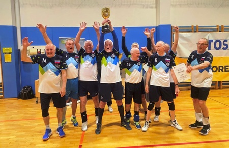 Mednarodni turnir v odbojki za veterane (5)